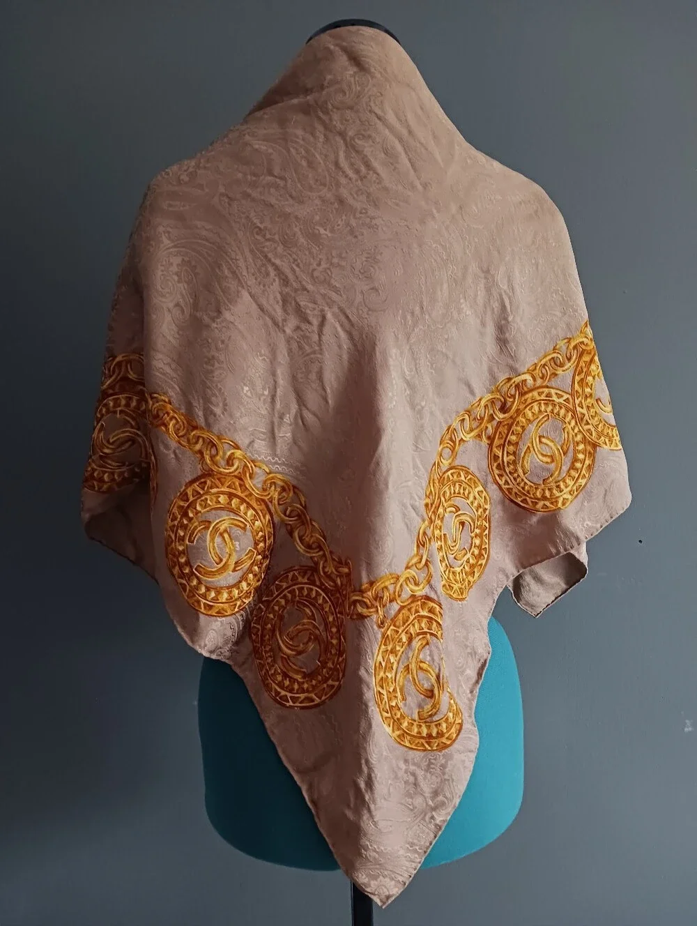 CHANEL Vintage  Beige Scarf with Gold Chain Medallion Motif  34